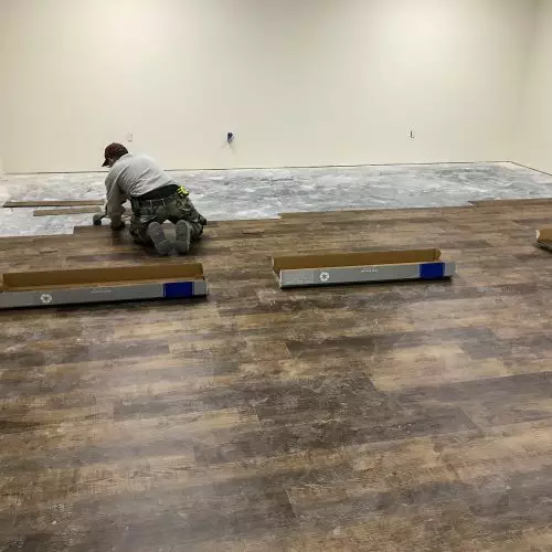Putting down laminate flooring